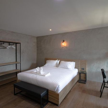 Rabbit Hotel Phimai Exterior foto