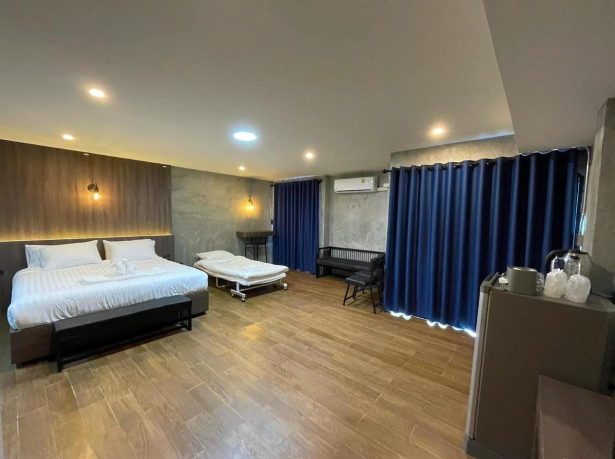 Rabbit Hotel Phimai Exterior foto
